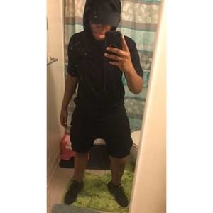 Meet your Posher, Lucy